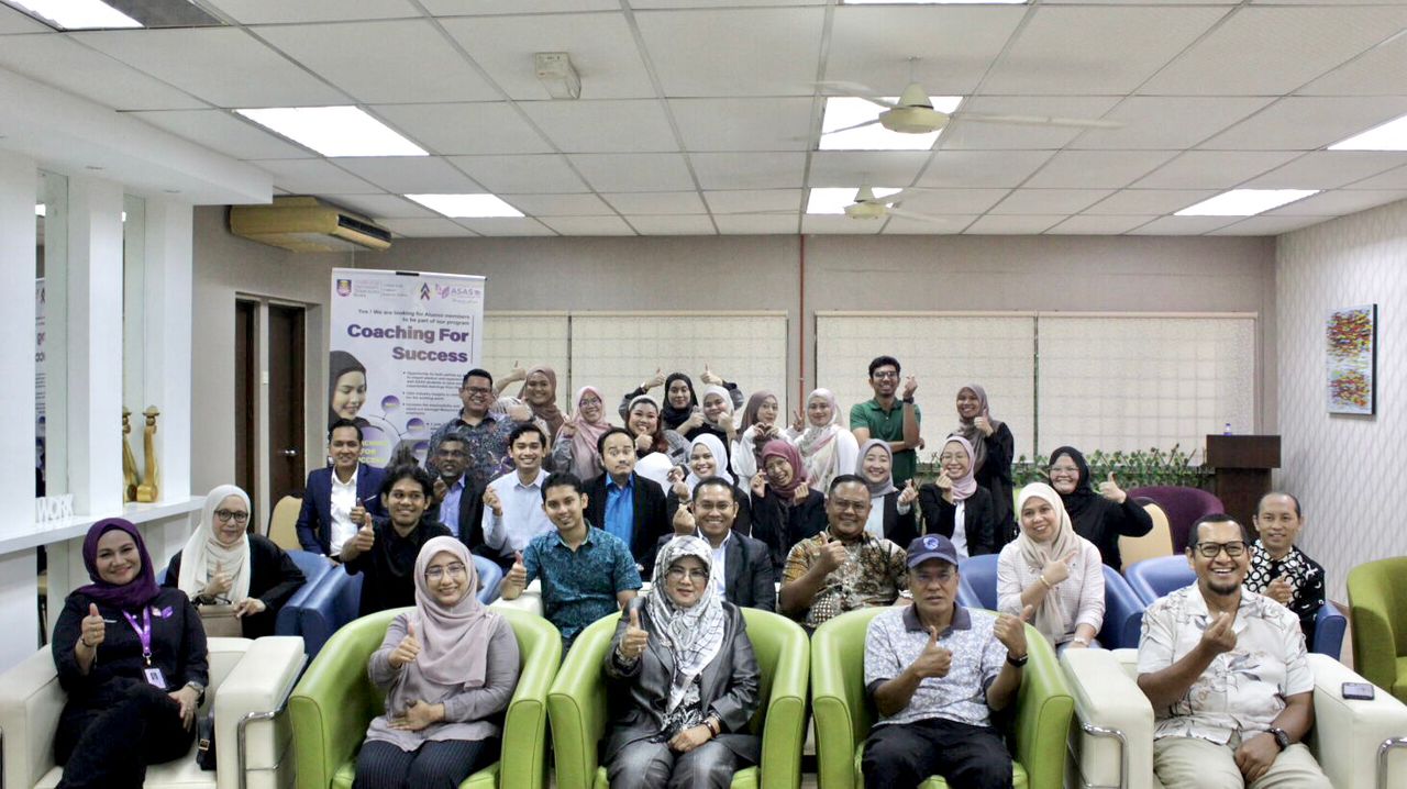 Empowering Tomorrow's Leaders: AAGBS Alumni and ASAS unite for a transformative Coaching for Success program